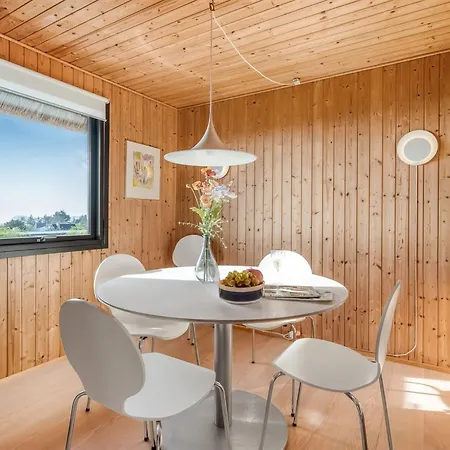 Minza - 150m From The Sea By Interhome Knebel